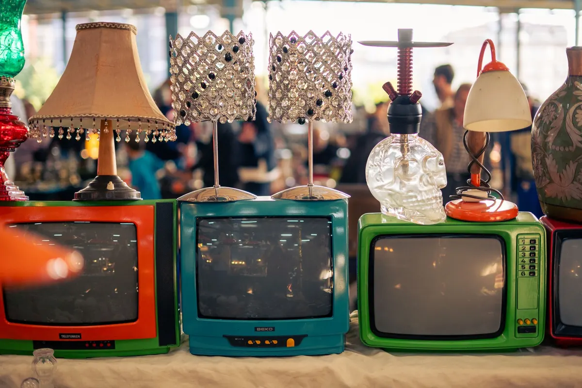 A Checklist for Buying Second-Hand Furniture Online in the UK