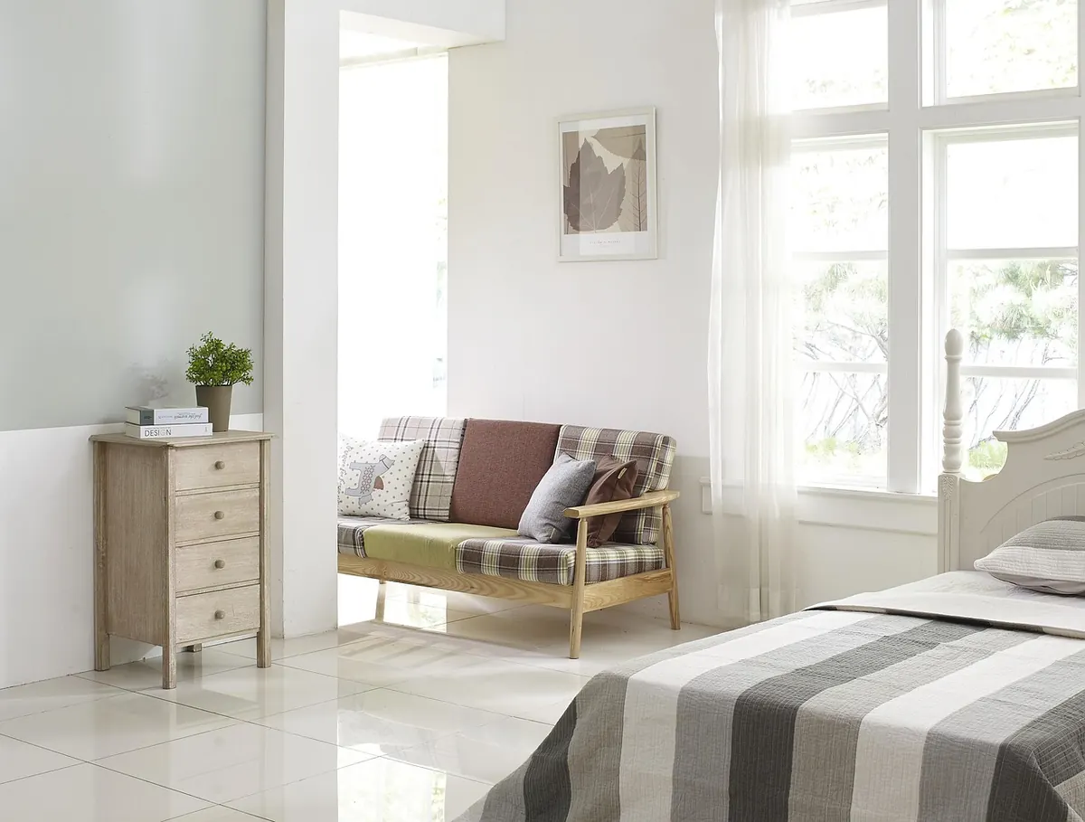 How to Style a Small Victorian Terrace Living Room for Both Cosy and Modern Looks